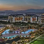 Trendy Lara Hotel 5*