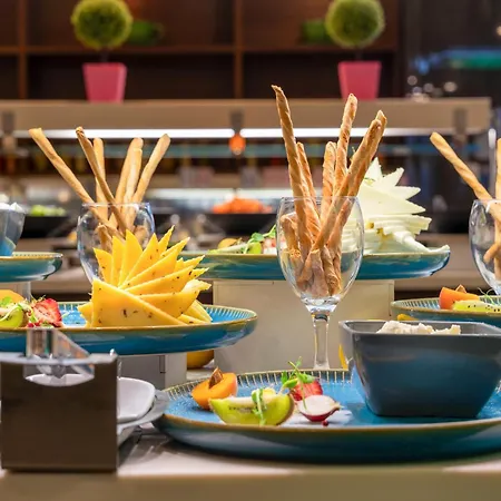 Trendy Lara Hotel 5*