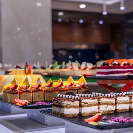Hotel Trendy Lara 5*