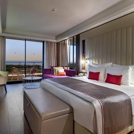 Trendy Lara Hotel Antália