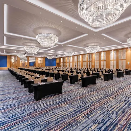Hotel Trendy Lara