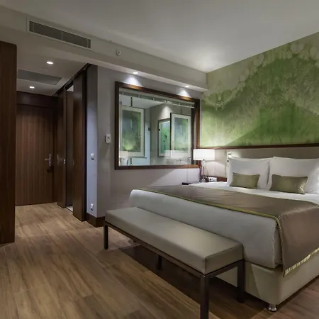 Hotel Trendy Lara 5*