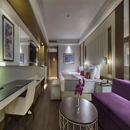 Trendy Lara Hotel 5*