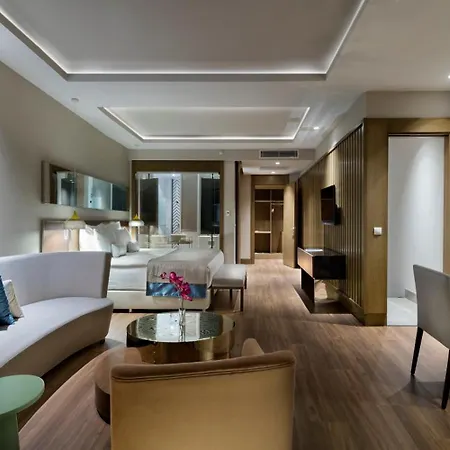 Trendy Lara Hotel 5*