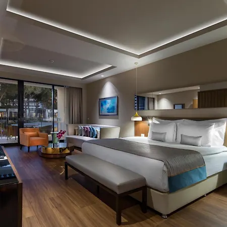 Hotel Trendy Lara