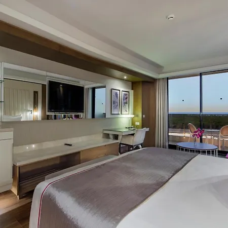 Trendy Lara Hotel 5*