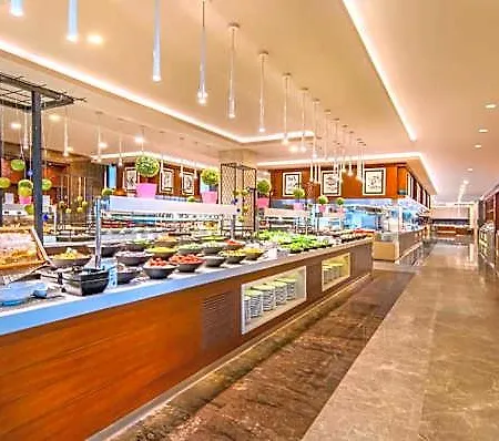 Hotel Trendy Lara