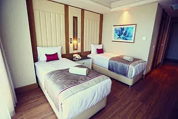 Hotel Trendy Lara 5*