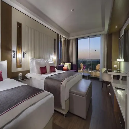 Trendy Lara Hotel