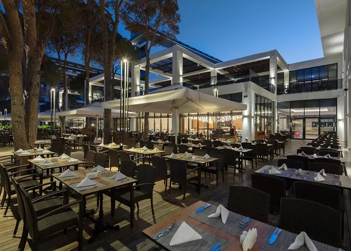 Hotel Trendy Lara 5*