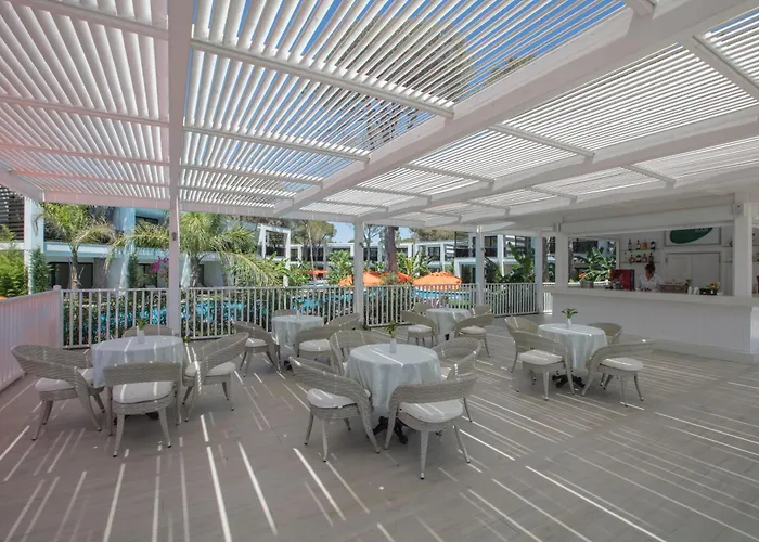 Trendy Lara Hotel 5*