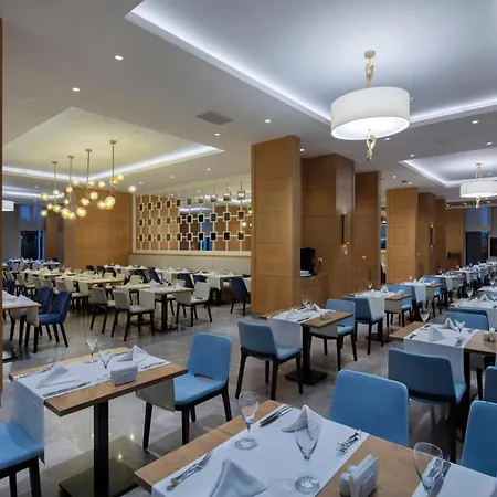 Trendy Lara アンタルヤ